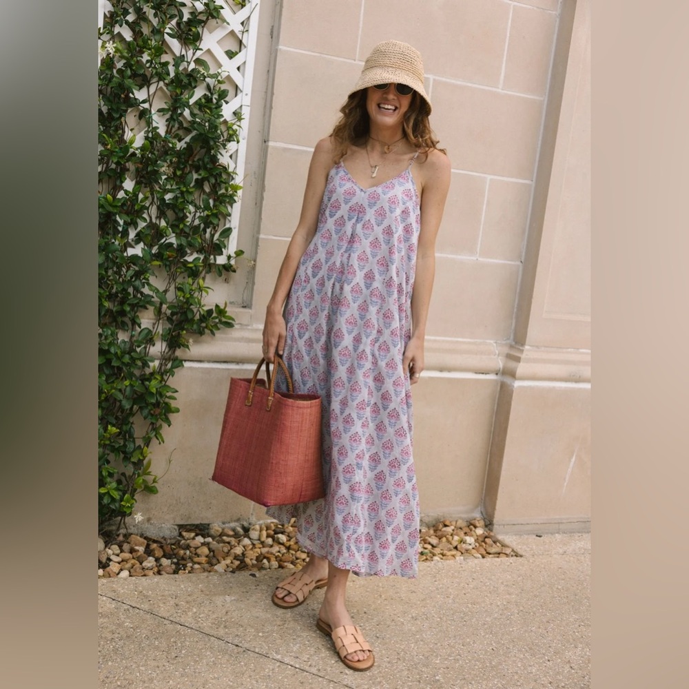 SLV SUR LA VOGUE Thin Strap Floral Maxi Dress
NEW WITH TAGS - Picture 4 of 10